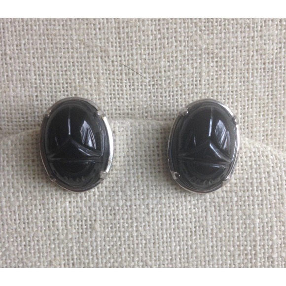 Vintage Black Scarab Choker & Earrings - Picture 6 of 10